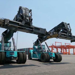 China railway new reach stacker news image