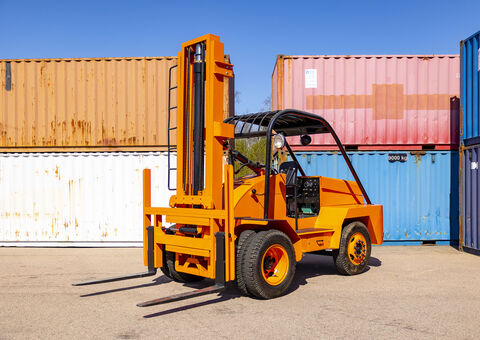 1959 – SMV builds its first lift truck in Småland_image