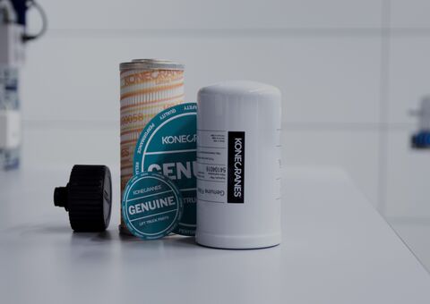 Get full value from your lift truck with original spare parts_header image