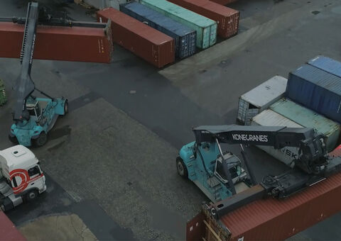 Create safer worksites with intelligent lift truck zone control_SCLT_header image